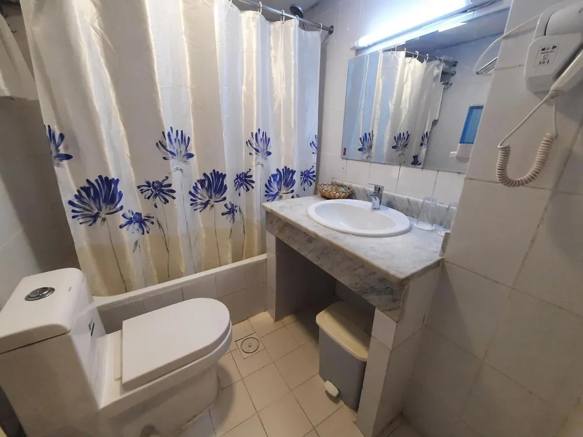 Banana Hotel Dubai Birleşik Arap Emirlikleri